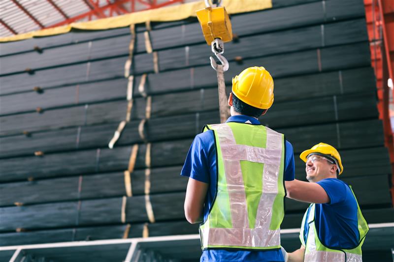 How to Ensure Your Lifting Equipment Meets Industry Standards – UK ...