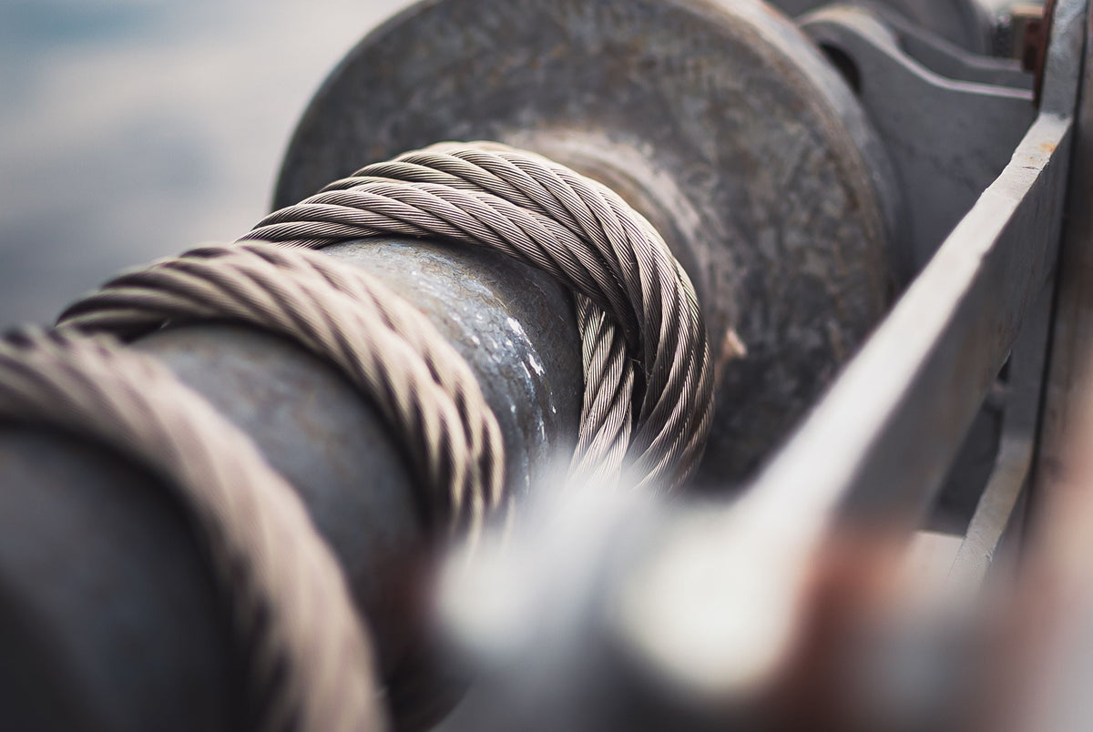 Why Rope Slings Outlast Wire Rope in Marine and Chemical Environments